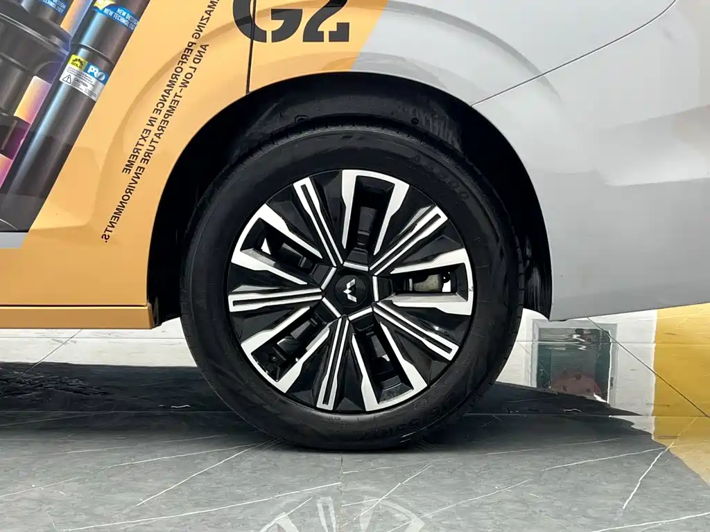 Wuling Xingguang 730 New Energy — миниатюра 13