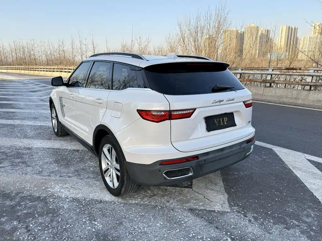 ZOTYE T700