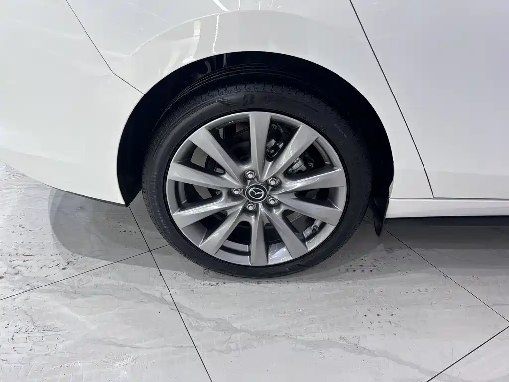 Mazda Mazda3 — фотографии объявления, Фото 19
