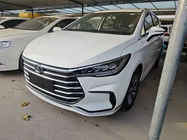 BYD SONG MAX