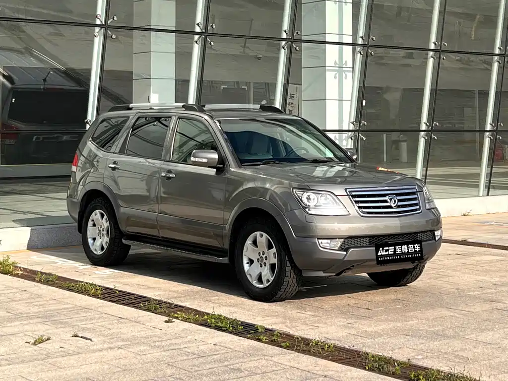 Kia Borrego — миниатюра 3