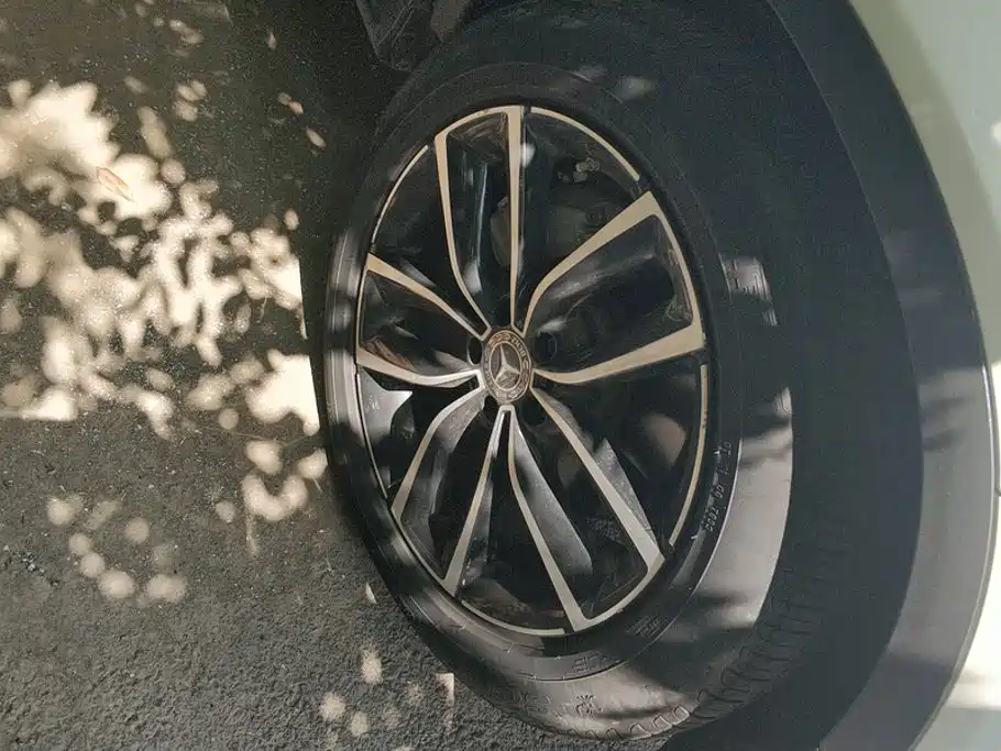 Mercedes-Benz GLC — миниатюра 6