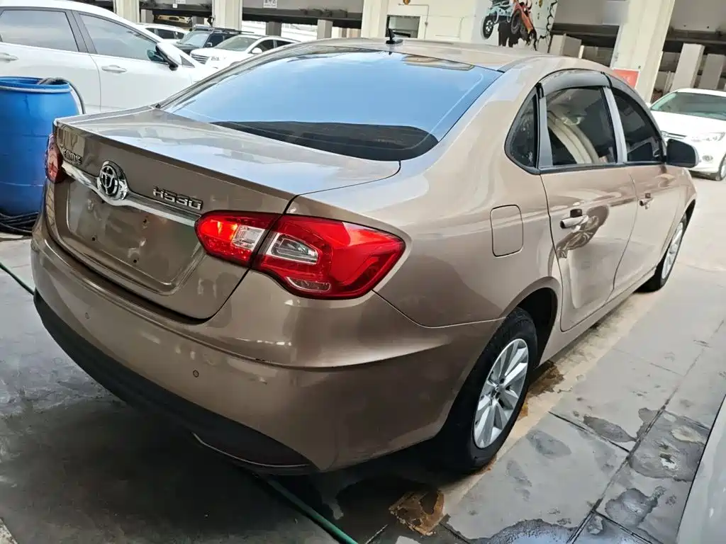 Zhonghua H530 — миниатюра 7