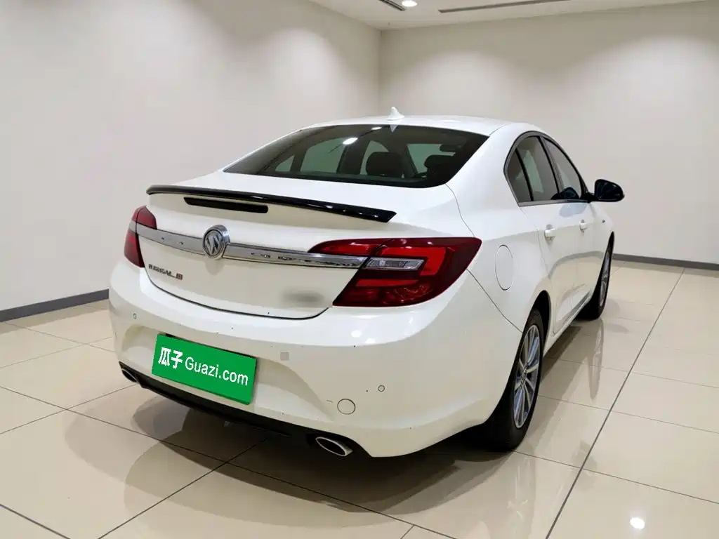 Buick Regal — миниатюра 6