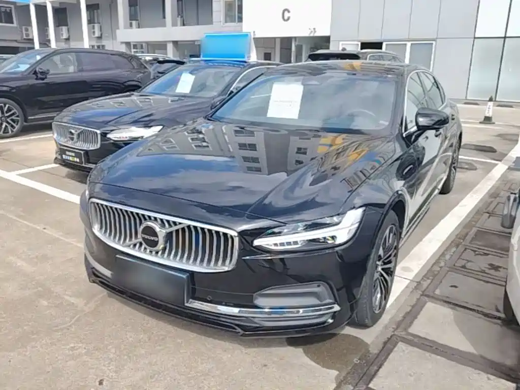 Volvo S90 — миниатюра 2