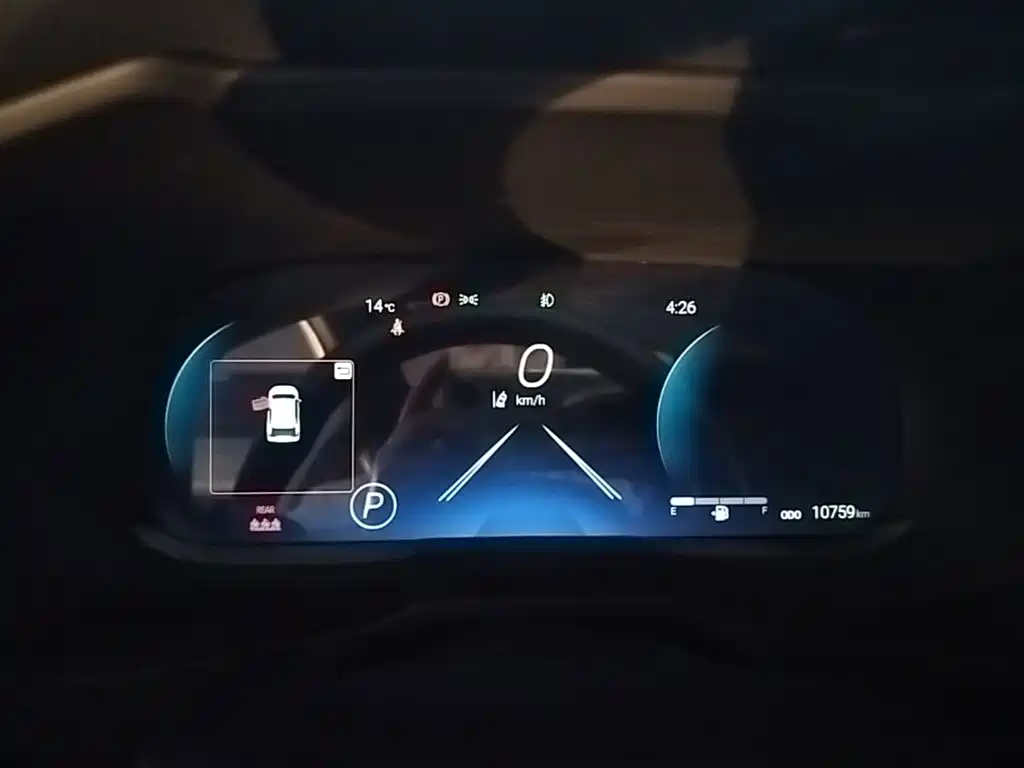 Toyota RAV4 — миниатюра 12