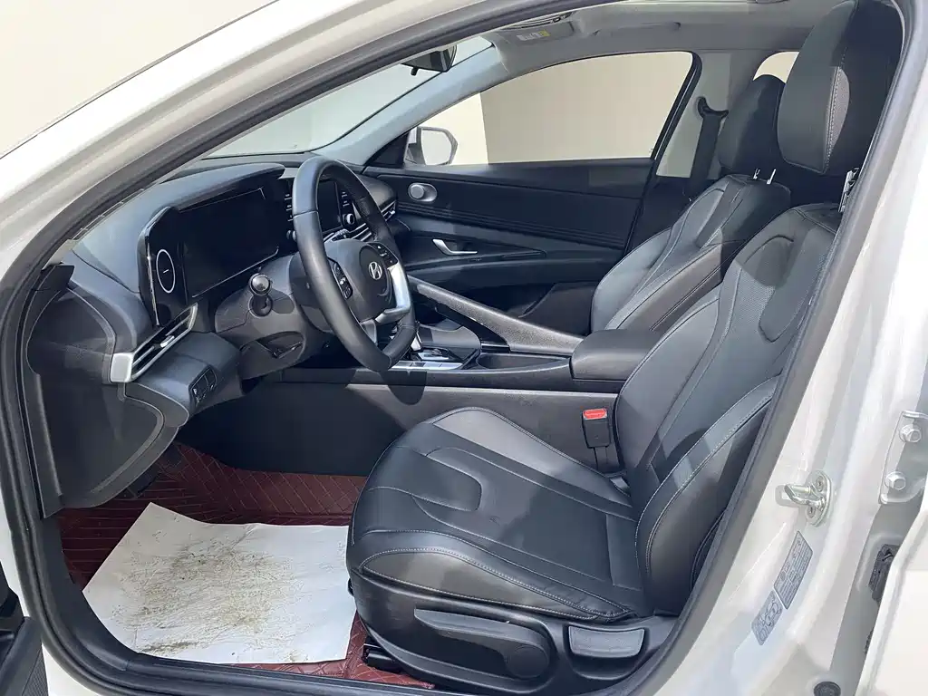 Hyundai Elantra 2023 1.5L CVT GLX Elite
