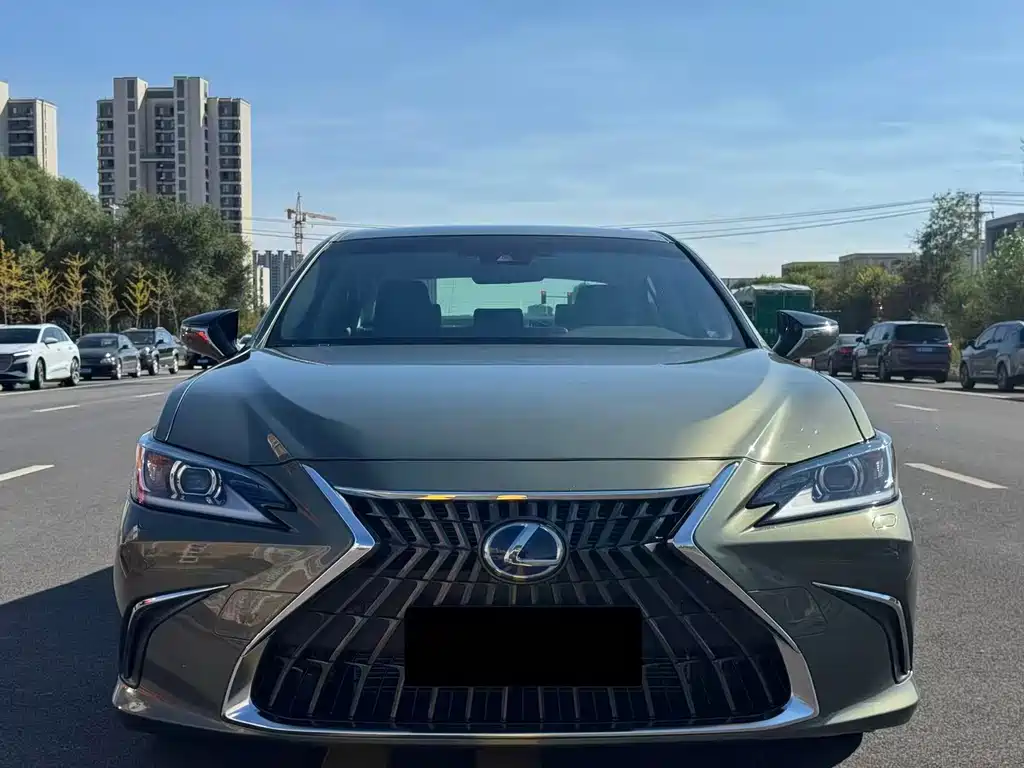 Lexus ES — миниатюра 2