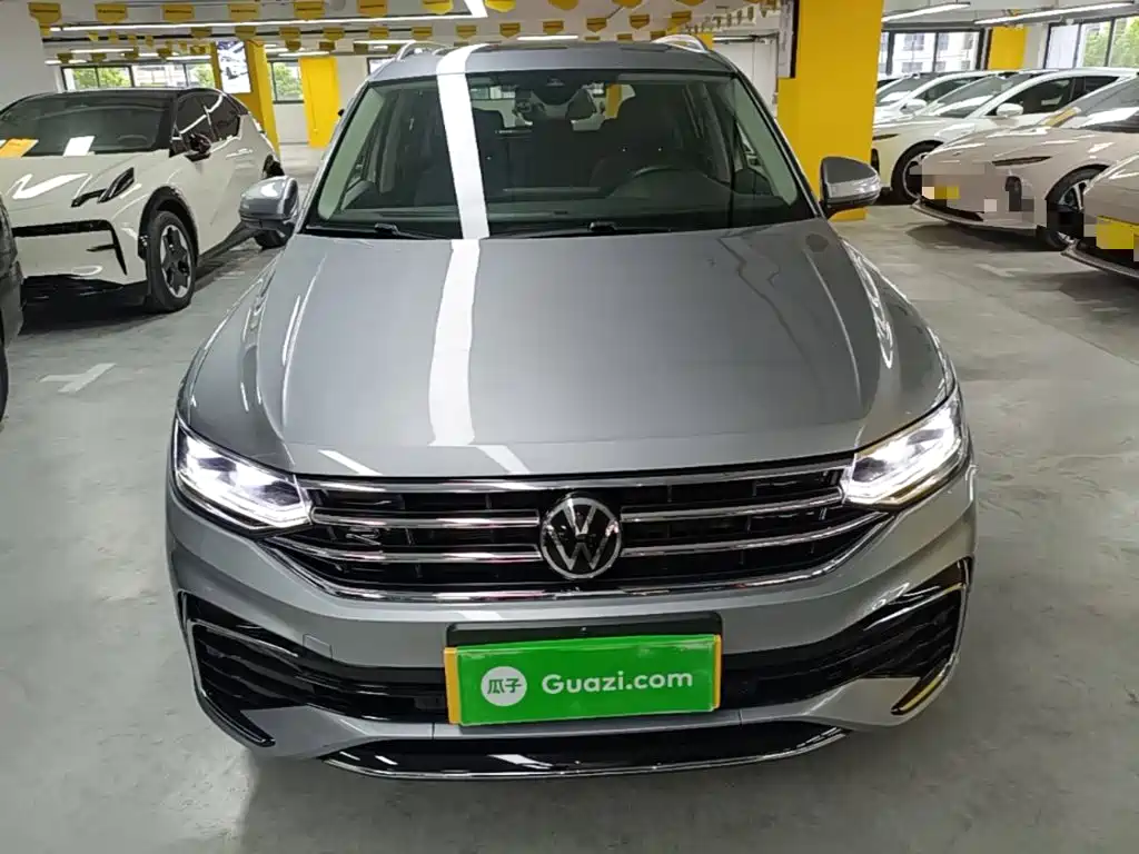 Volkswagen Tiguan L — миниатюра 3
