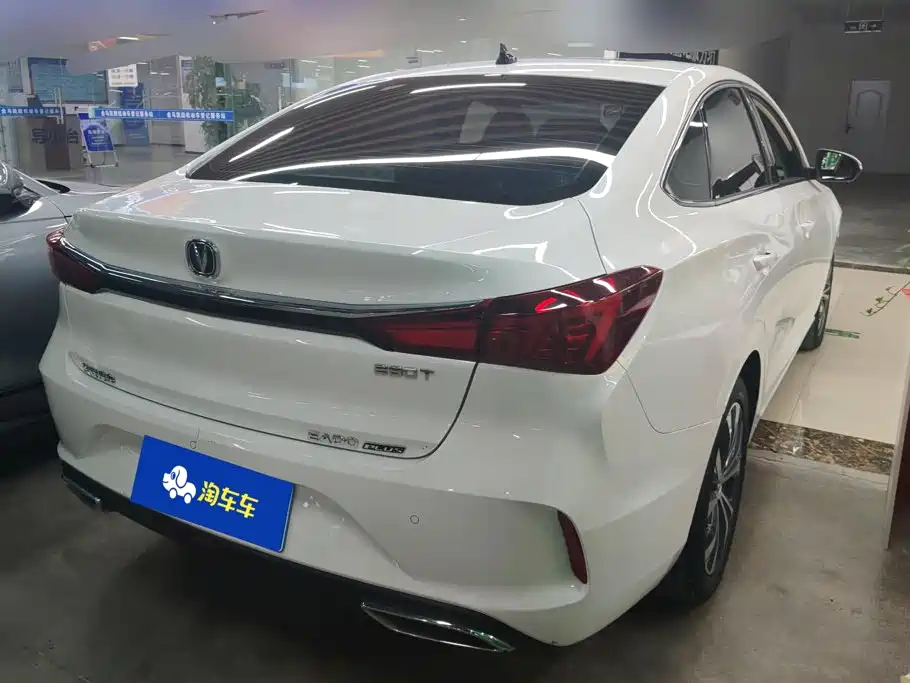 Changan Eado — миниатюра 3