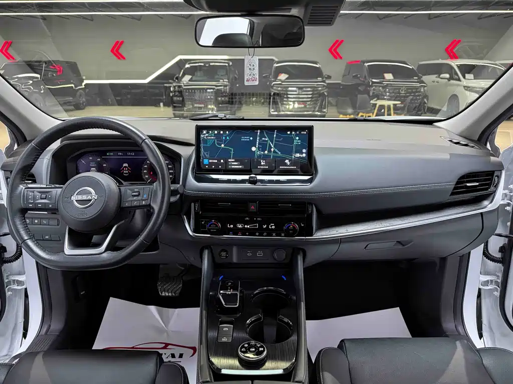 Nissan X-Trail — миниатюра 12