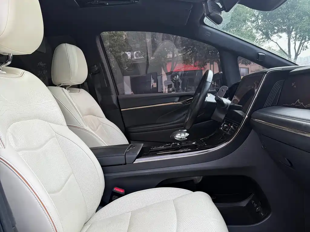 GAC Motor Trumpchi M8 — миниатюра 11