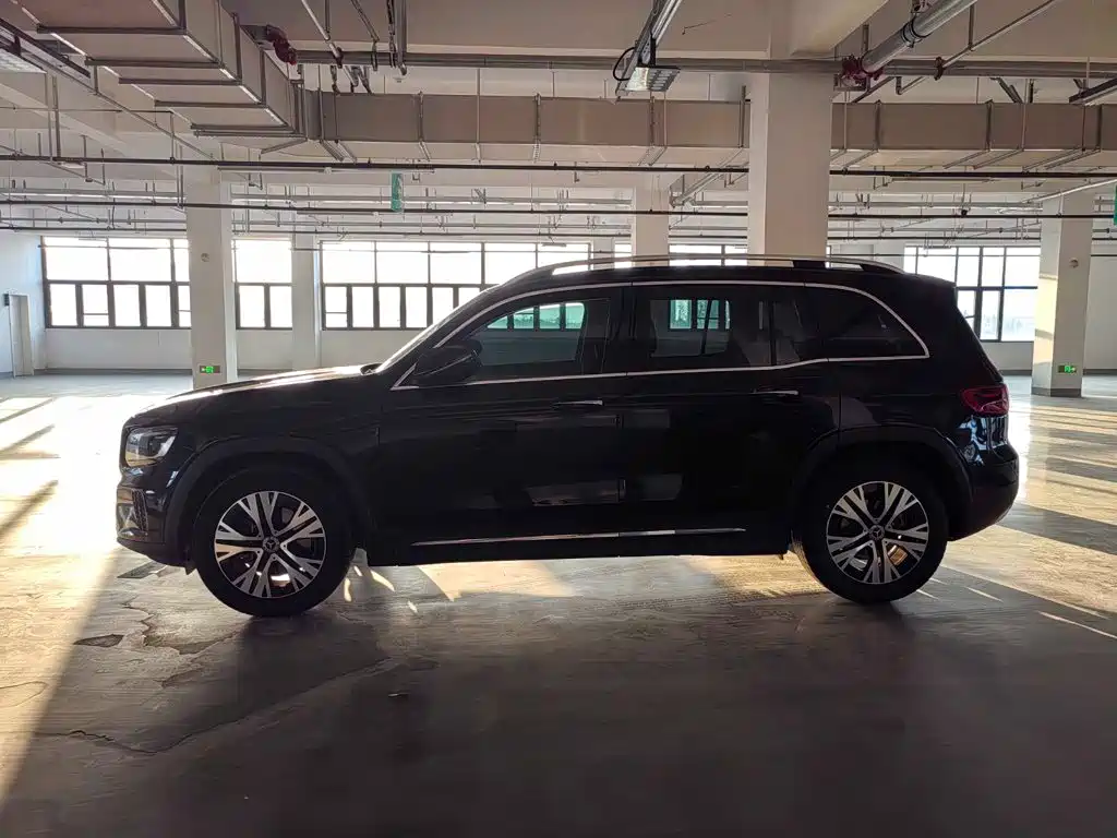 Mercedes-Benz GLB — миниатюра 3