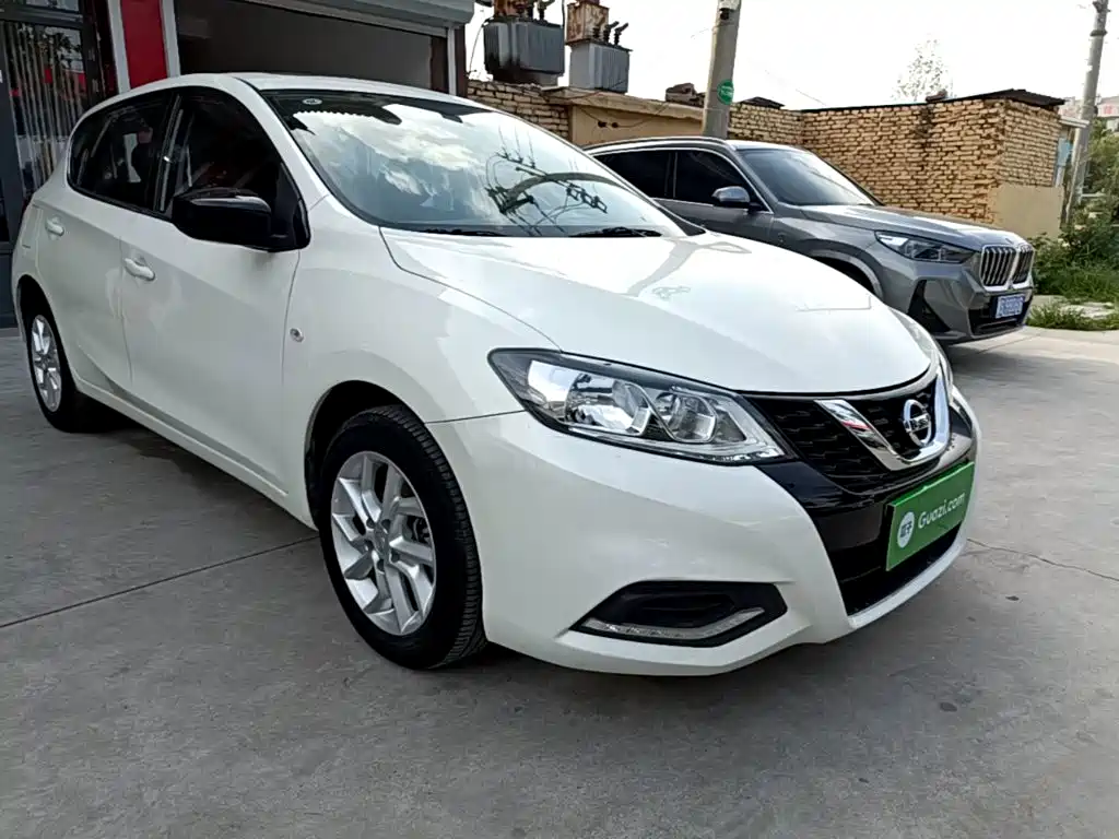 Nissan Tiida 2021 1.6L CVT