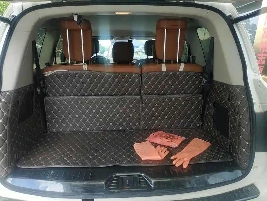 Nissan Patrol — миниатюра 4