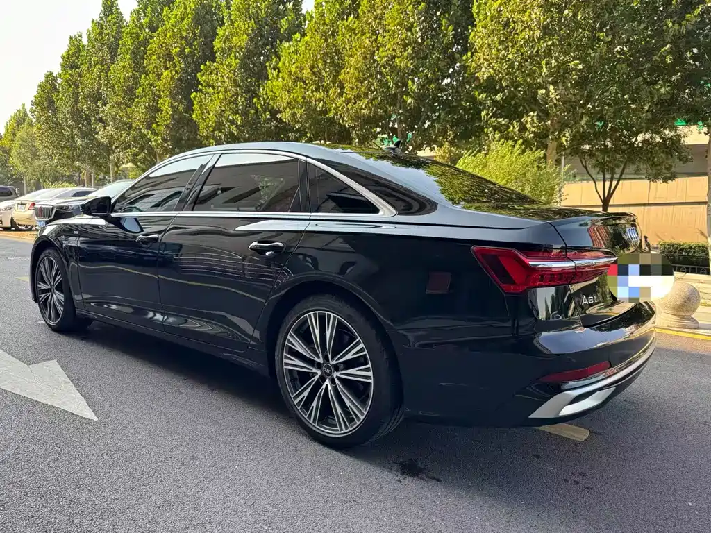 Audi A6L — миниатюра 5