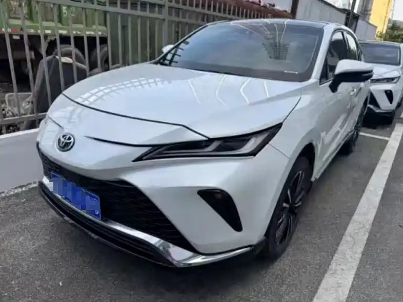 Toyota Venza 2023