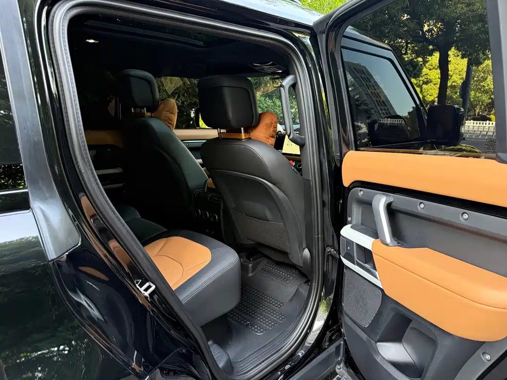 Land Rover Land Rover Defender 2024 110 3.0T P400 X-DYNAMIC HSE