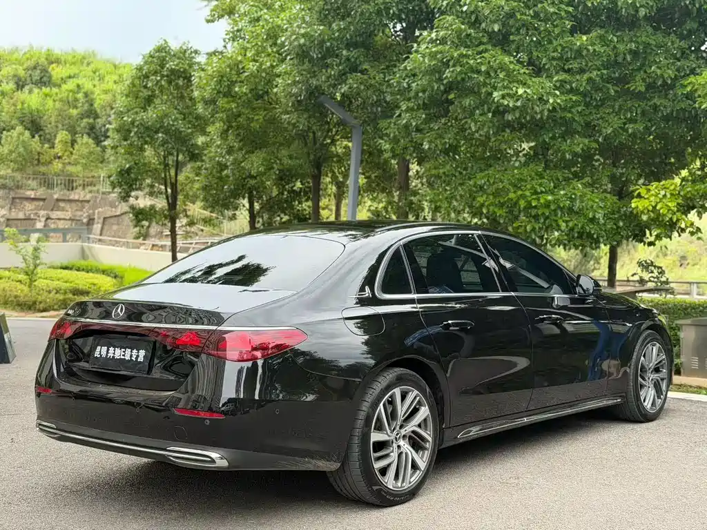 Mercedes-Benz E-Class E 2024 E 300 L Fashion