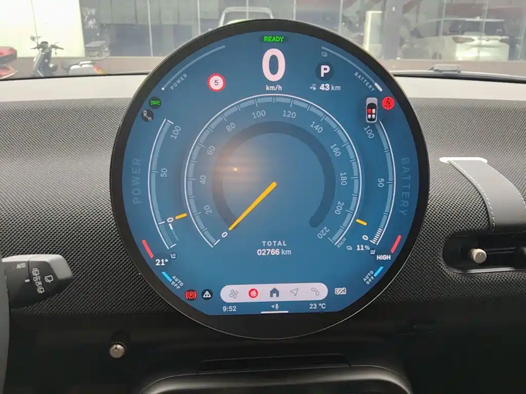 MINI MINI COOPER EV — миниатюра 12