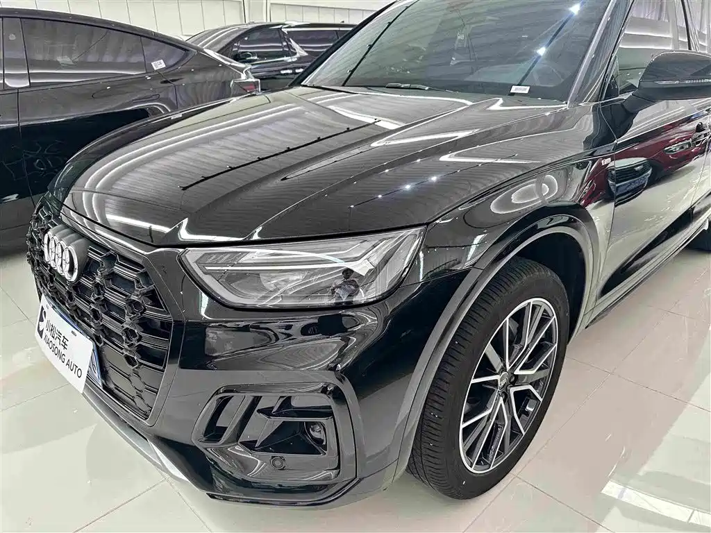 Audi Q5L — миниатюра 3