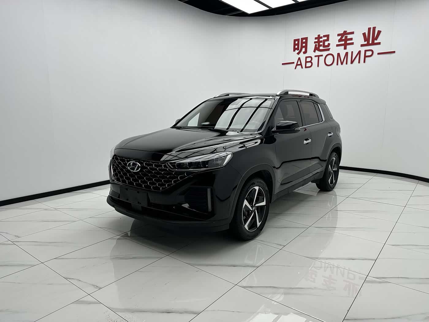 Hyundai Beijing Hyundai ix35 1.4 л 2023 г. Чёрный, пробег 19000 км