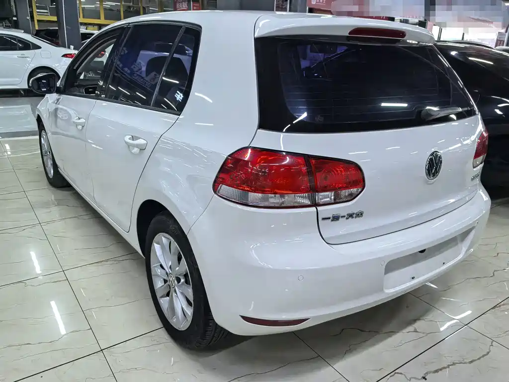 Volkswagen Golf — миниатюра 3