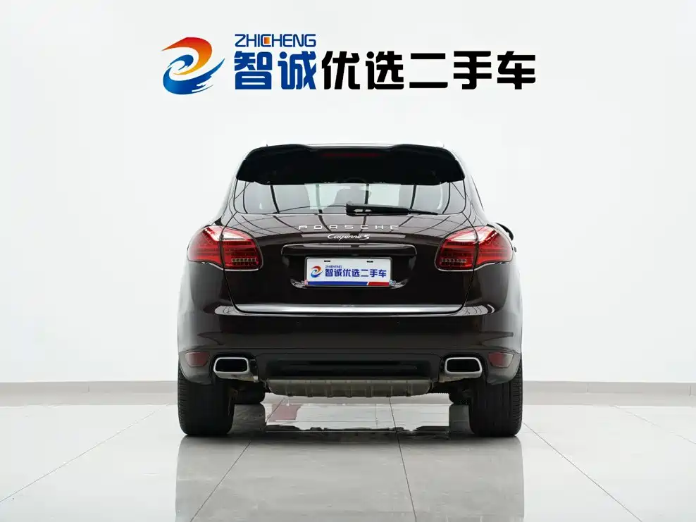 Porsche Cayenne — миниатюра 4