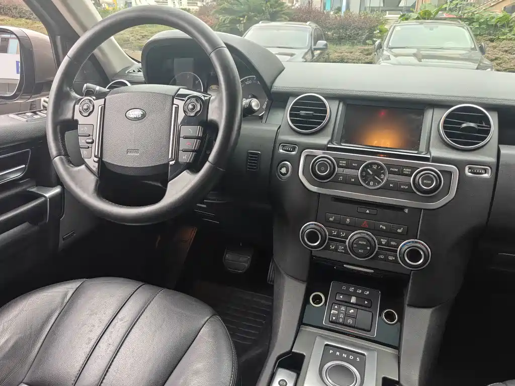 Land Rover Discovery — миниатюра 13