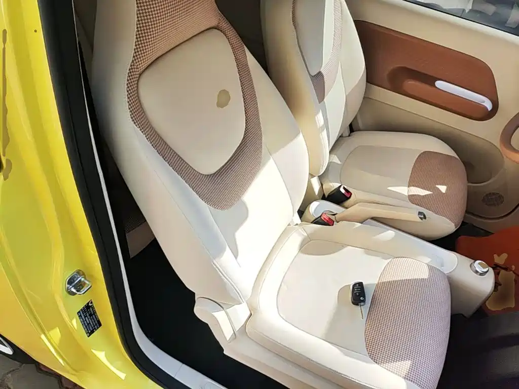 Wuling MINIEV — миниатюра 25