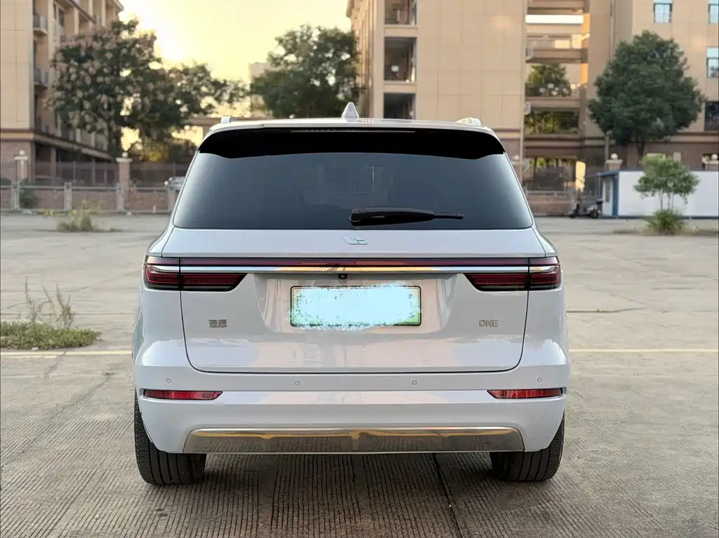 Li Auto Li ONE — миниатюра 5