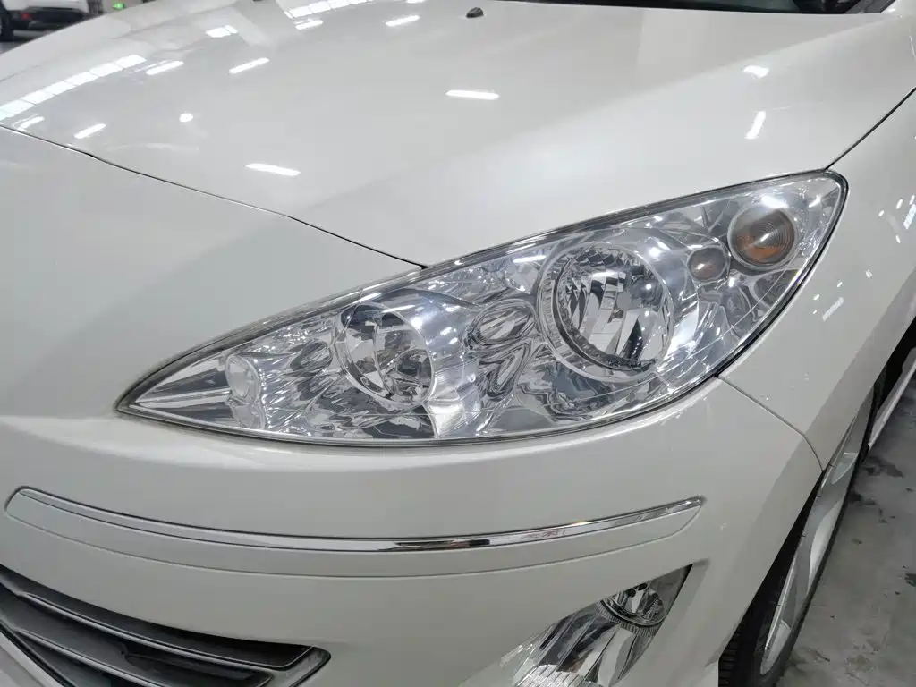 Peugeot 408 — миниатюра 7