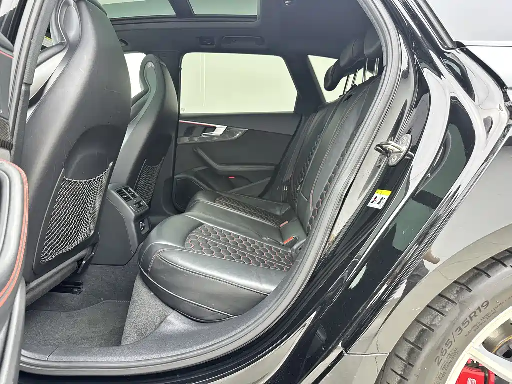 Audi RS 4 2019 RS 4 2.9T Avant