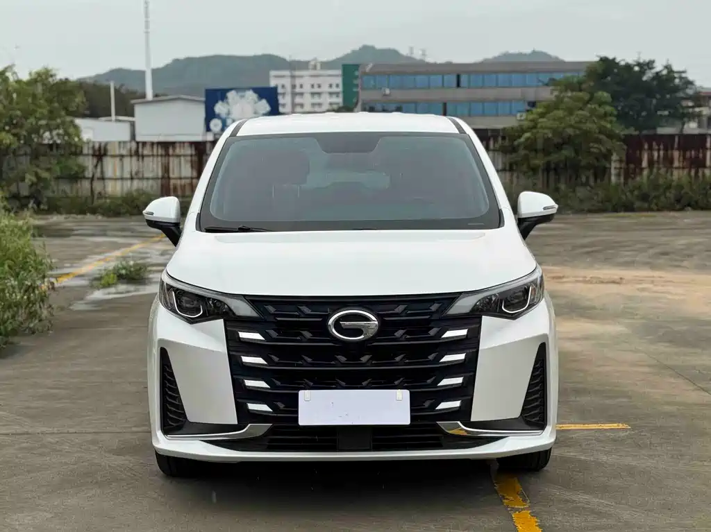 GAC Motor Trumpchi M6 - фото 2