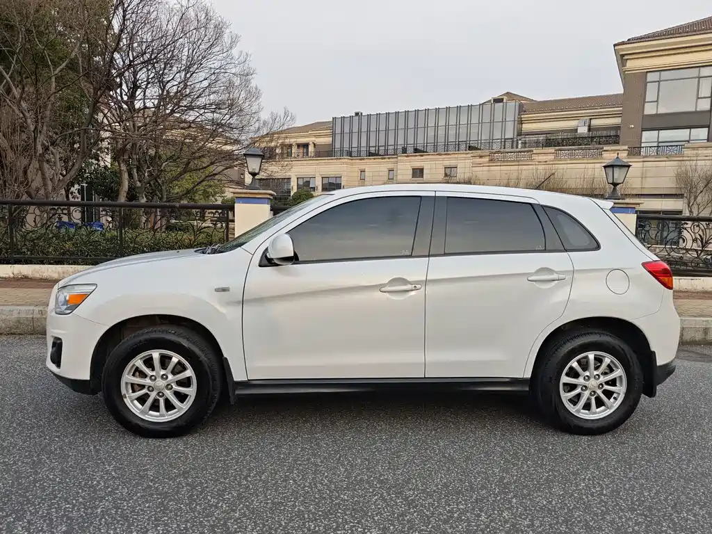 Mitsubishi ASX 2015 2.0L CVT Elite