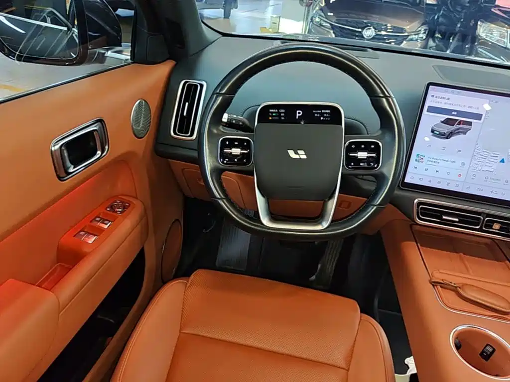 Li Auto Li L8 — миниатюра 11