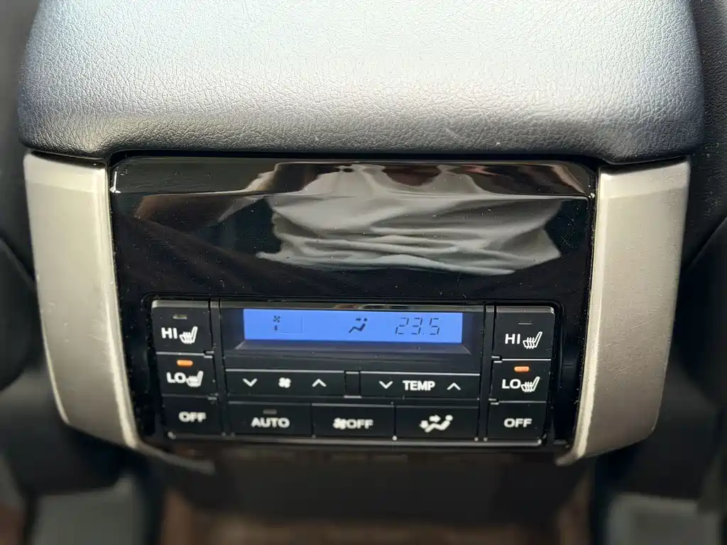 Toyota Prado — миниатюра 7