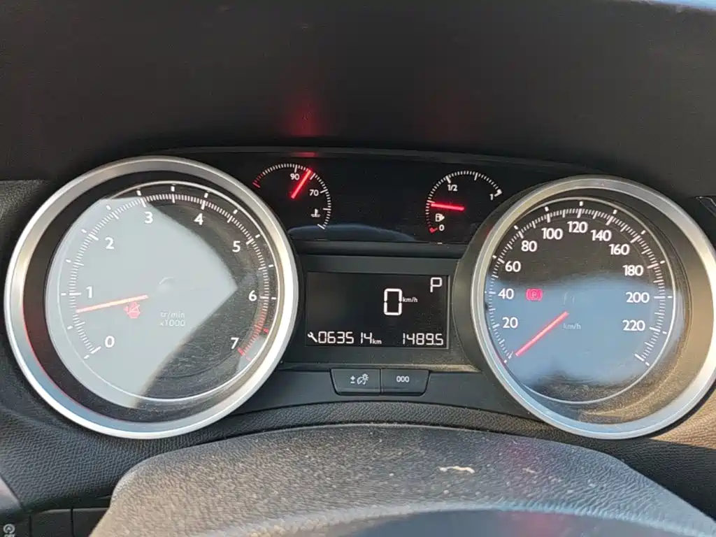 Peugeot 408 — миниатюра 16