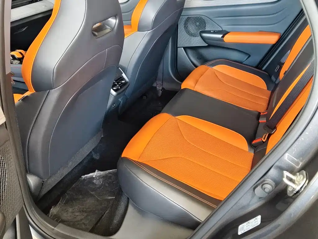 Changan UNI-V 2025 1.5T 500Bar Luxury Sport
