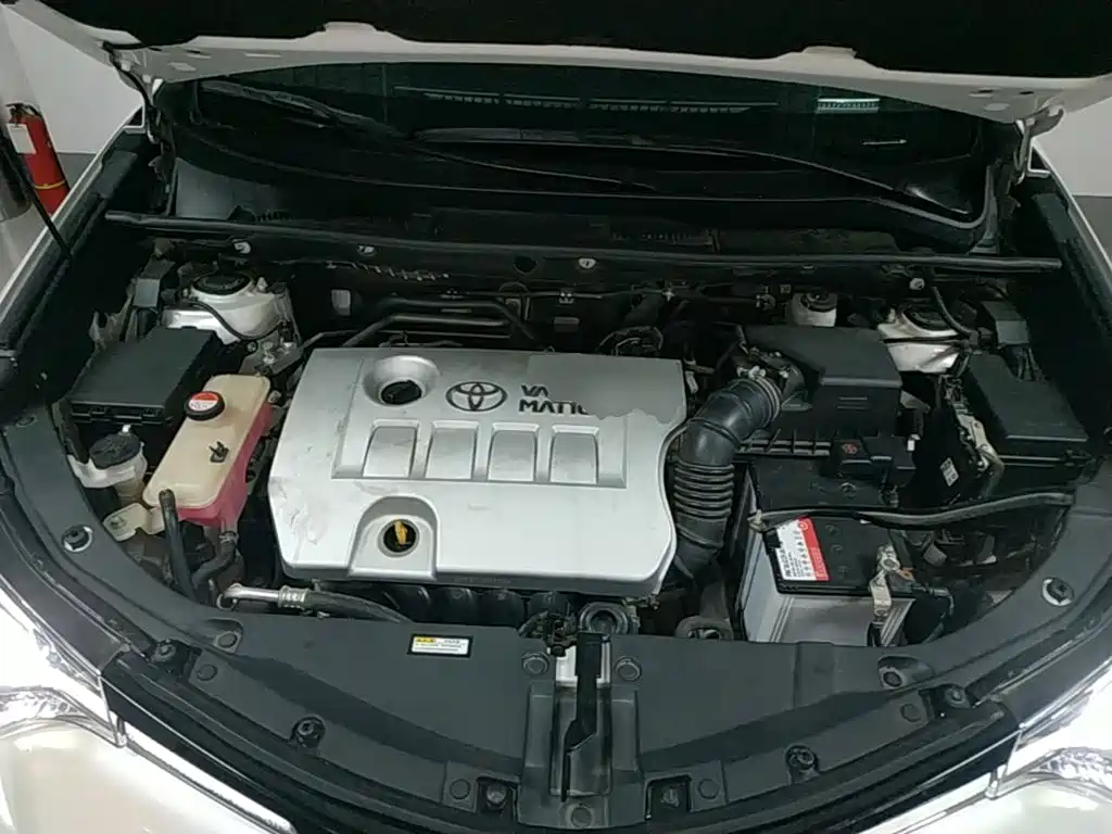 Toyota RAV4 — миниатюра 20