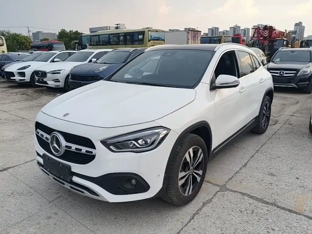 Mercedes-Benz GLA — миниатюра 2