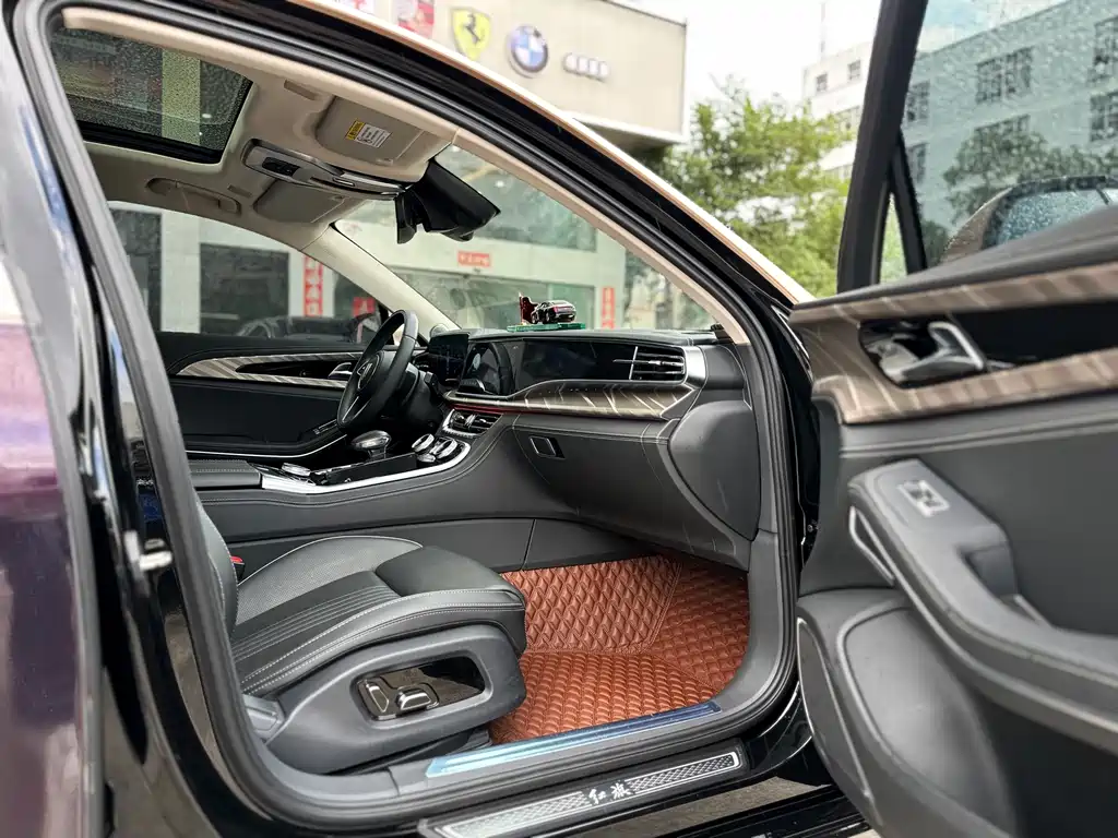 Hongqi H9 2020 2.0T