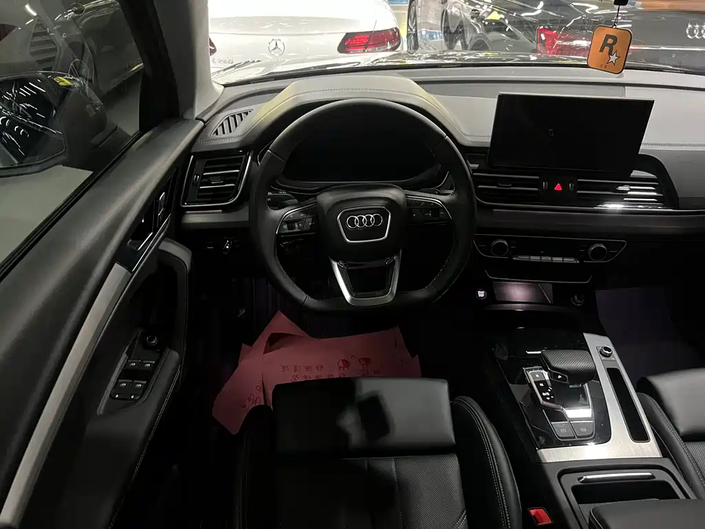 Audi Q5L 2025 45 40 TFSI Fashion