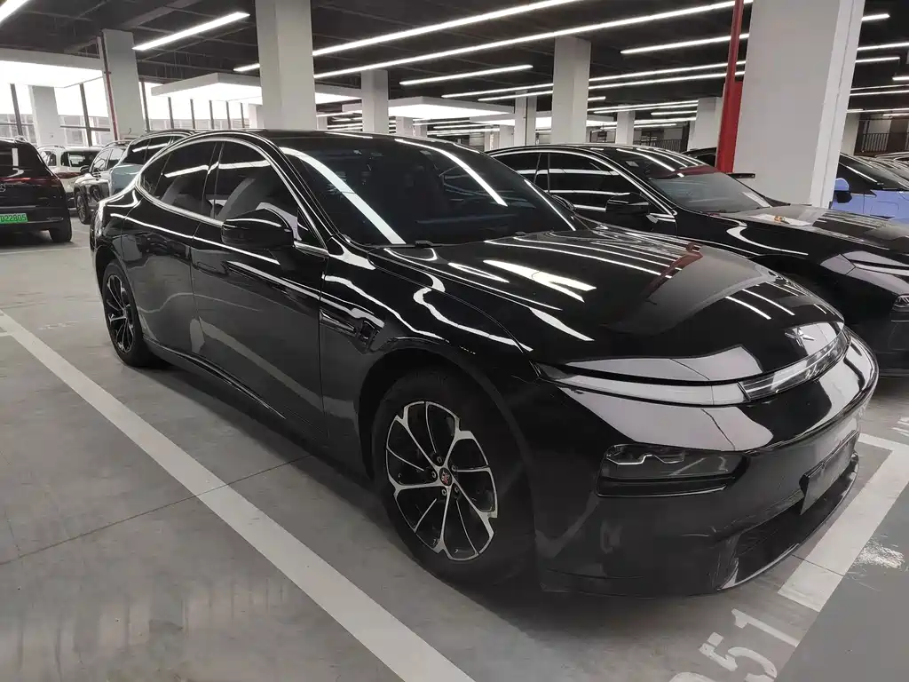 XPeng P7 — миниатюра 3