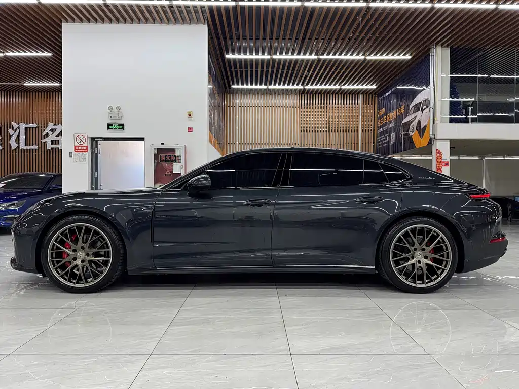 Porsche Panamera — миниатюра 3