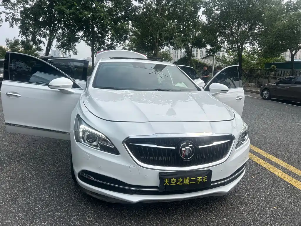 Buick LaCrosse — миниатюра 16