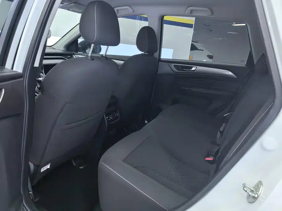 Haval M6 — миниатюра 11