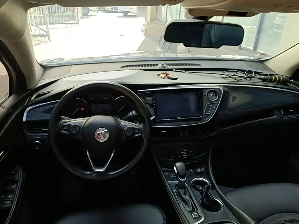 Buick Envision Plus — миниатюра 10