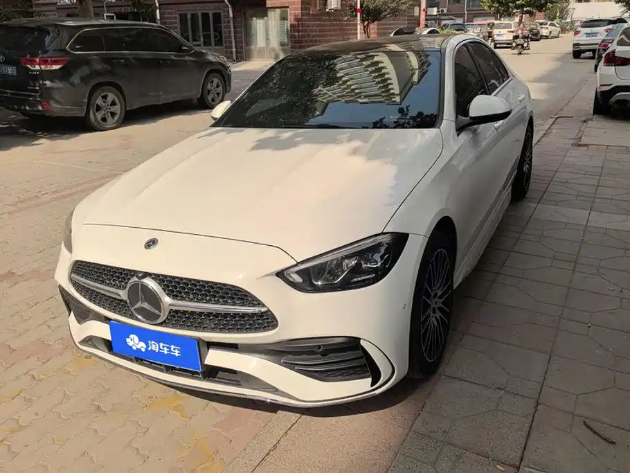 Mercedes-Benz C-Class — миниатюра 2