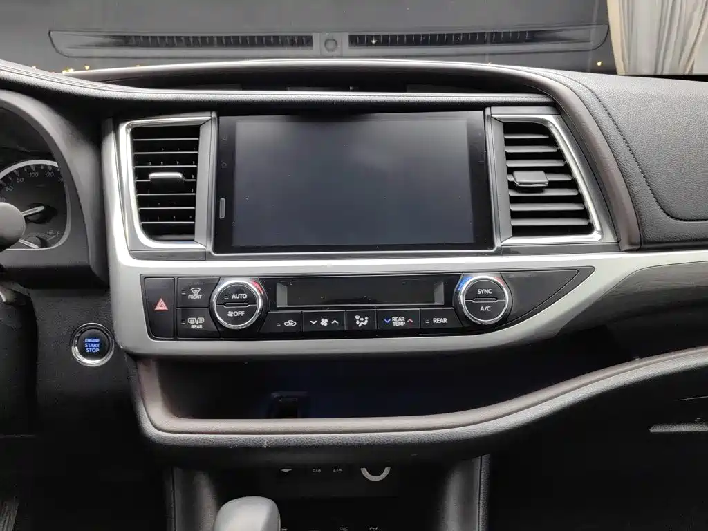 Toyota Highlander — миниатюра 12
